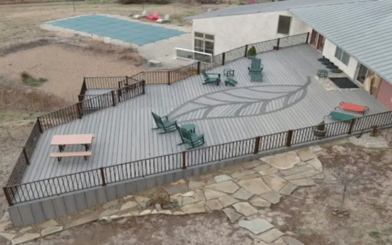 Large Leaf Deck Curved Decking jpg