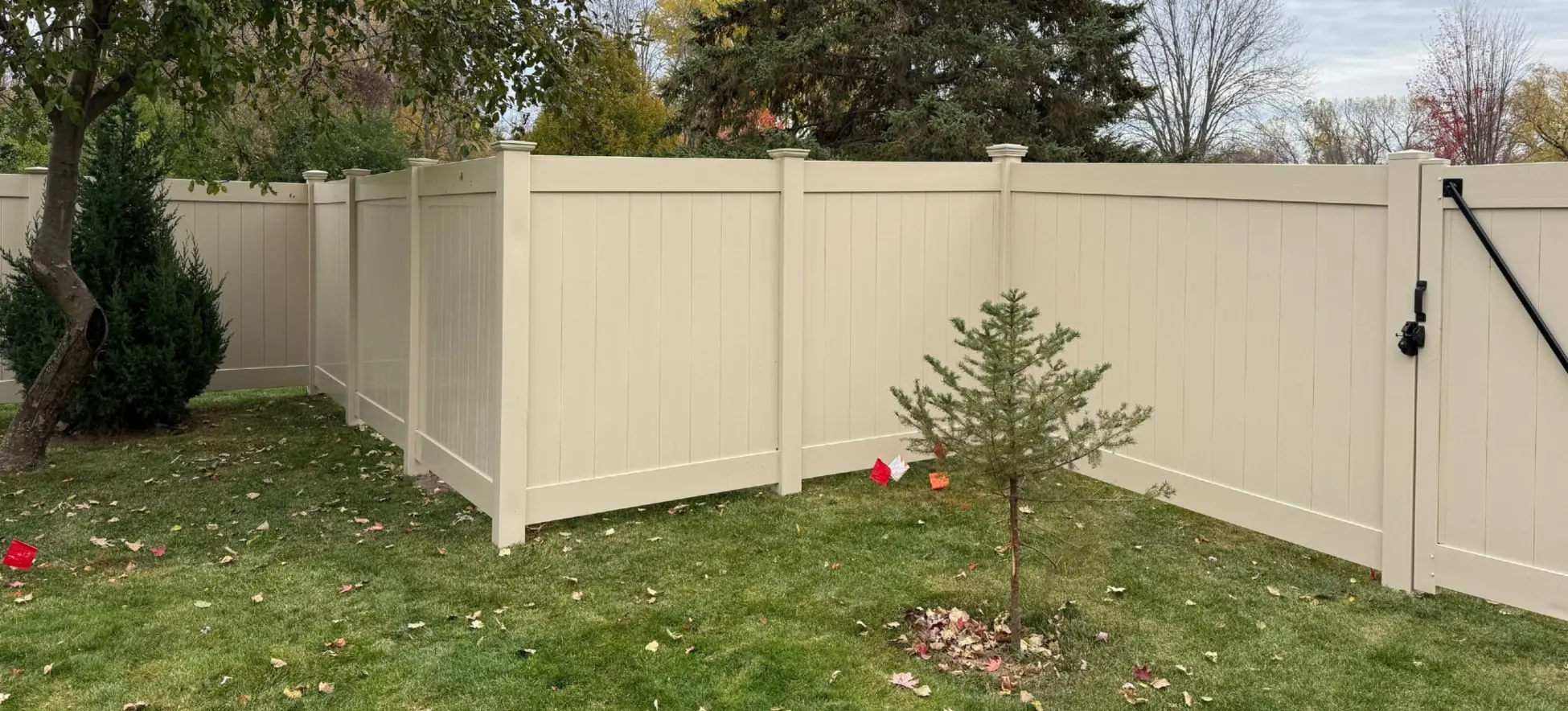 Fence installers background