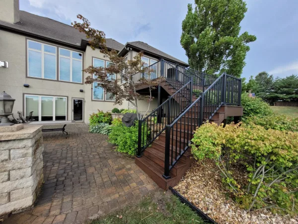 We are a leading Vinyl deck builder near Sunrise Beach MO.