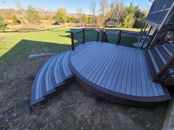 We are a leading Vinyl deck builder near Kirksville MO.