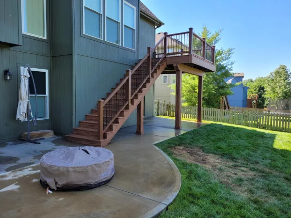 We are a premier deck builder near Kearney MO.